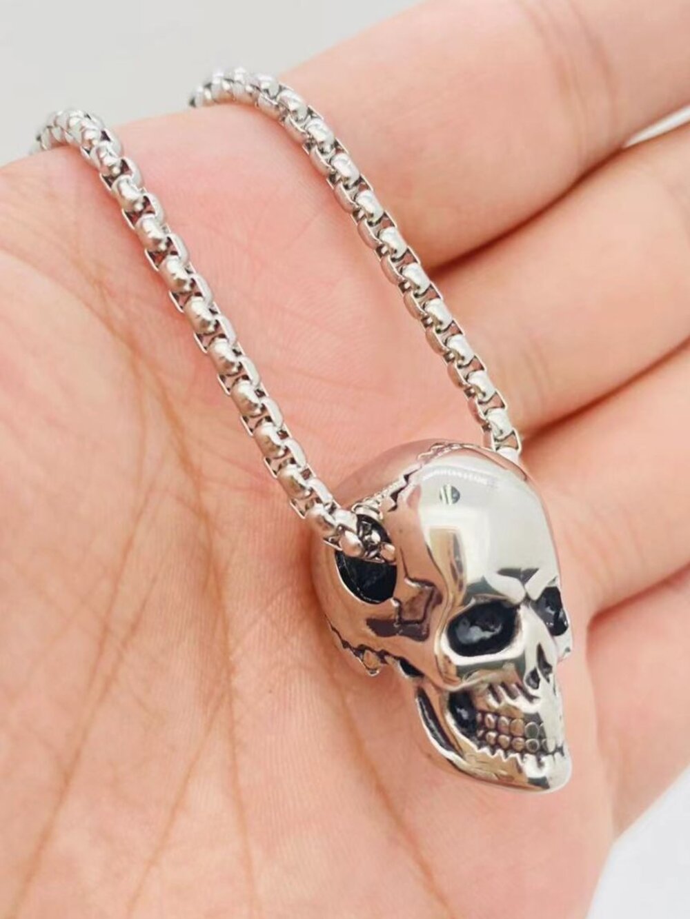 DESIGNER Goth Three-Dimensional Skull Stainless Steel Chain Men's Necklace**NEW! - Picture 1 of 4